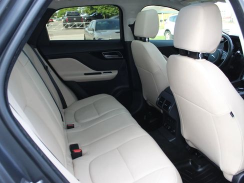 Used 2020 Jaguar F-PACE Premium AWD/4WD image 24
