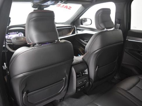 New 2025 Jeep Wagoneer S Launch Edition AWD/4WD image 19