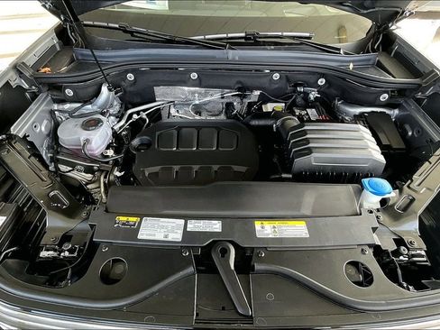 New 2026 Volkswagen Atlas SEL image 9