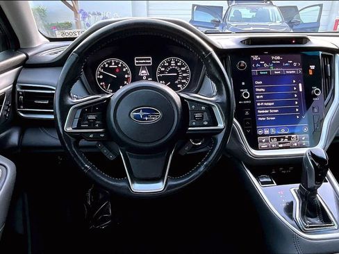Used 2022 Subaru Outback Limited AWD/4WD image 8