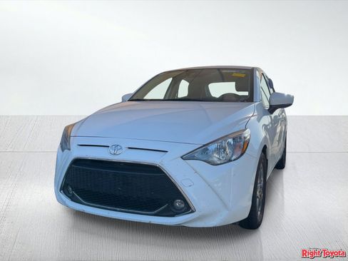 Certified 2020 Toyota Yaris LE FWD image 2