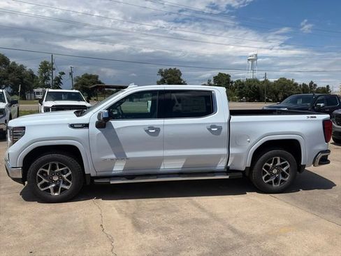 New 2026 GMC Sierra 1500 SLT w/ SLT Premium Plus Package AWD/4WD image 3