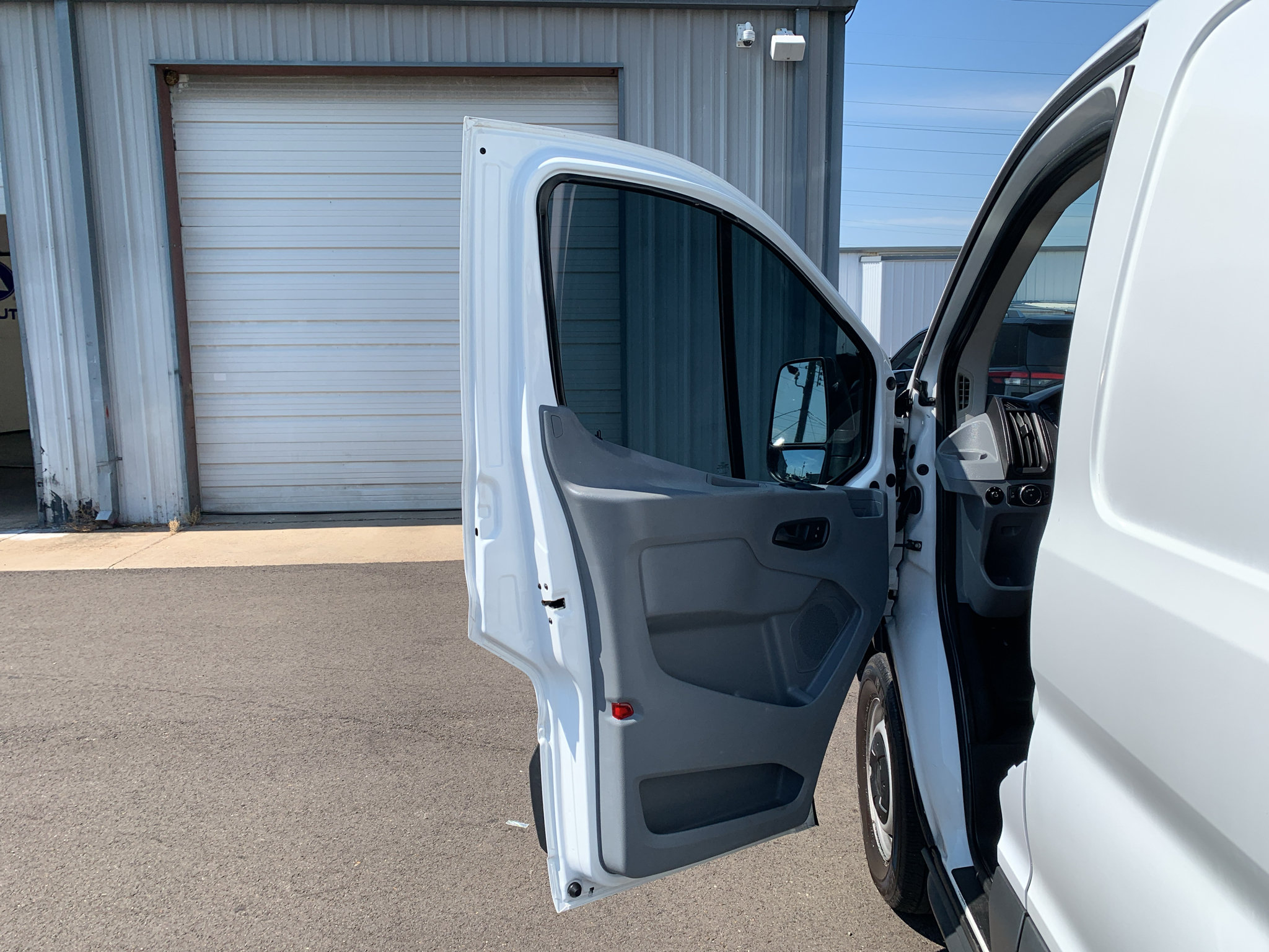 Used 2018 Ford Transit 150 130 Low Roof RWD image 13