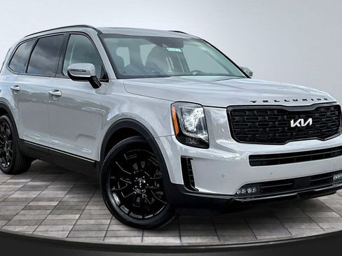 Used 2022 Kia Telluride SX w/ SX Prestige Package image 12