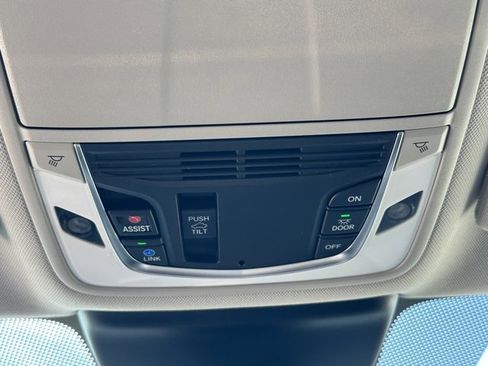 Used 2023 Acura TLX SH-AWD w/ Advance Package image 40