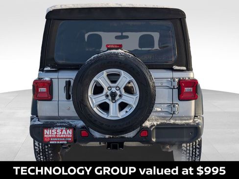 Used 2018 Jeep Wrangler Unlimited Sport S image 9