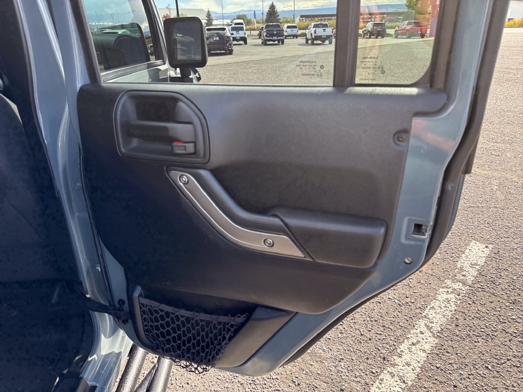 Used 2015 Jeep Wrangler Unlimited Sport w/ Quick Order Package 23S AWD/4WD image 36