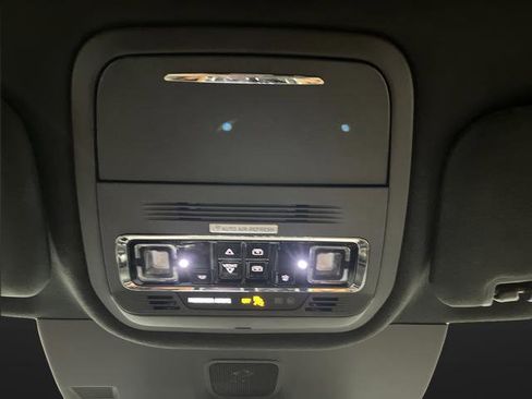 Used 2025 Lincoln Aviator Black Label AWD/4WD image 27