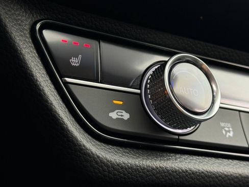 New 2026 Honda HR-V EX-L image 36