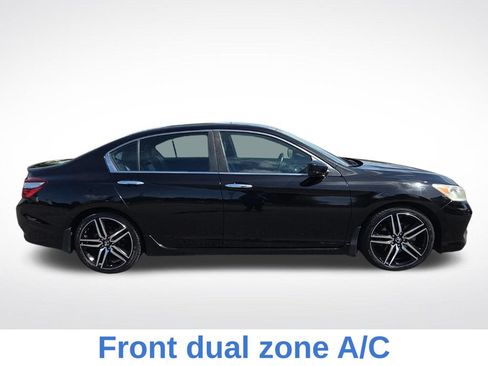Used 2017 Honda Accord Sport image 2