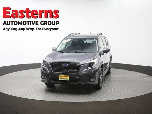 Used 2022 Subaru Forester Premium AWD/4WD image 57