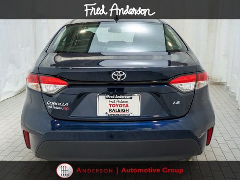 Used 2024 Toyota Corolla LE FWD image 4