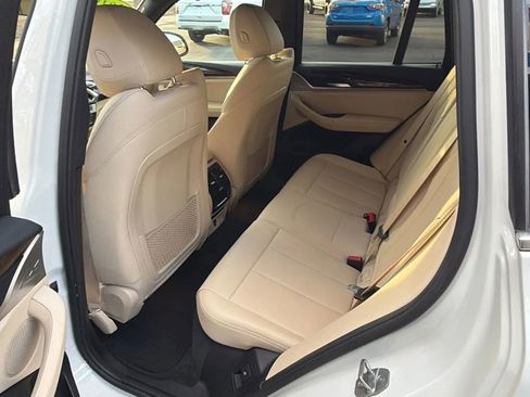 Used 2018 BMW X3 xDrive30i image 11