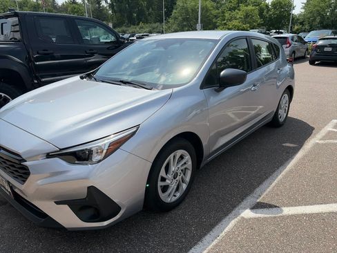 Used 2024 Subaru Impreza 2.0i AWD/4WD image 3