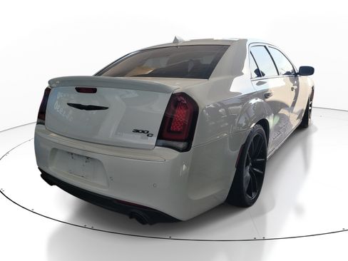 Used 2023 Chrysler 300 C RWD image 5