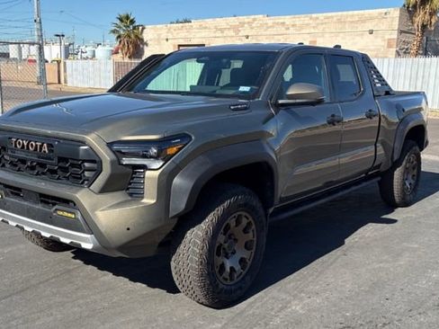 Used 2024 Toyota Tacoma Trailhunter image 1