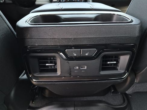 Certified 2023 GMC Sierra 1500 AT4 w/ AT4 Premium Package AWD/4WD image 16