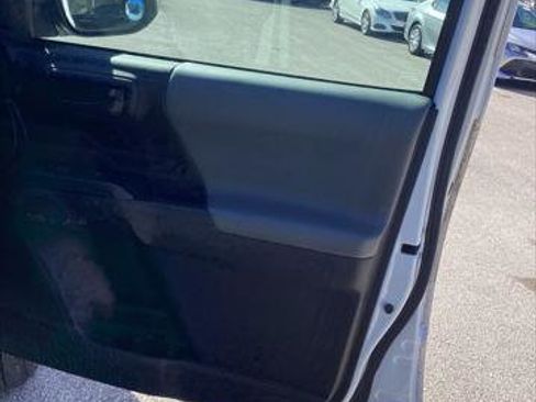 Used 2021 Toyota Tacoma SR image 33