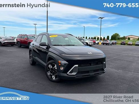 Used 2024 Hyundai Kona SEL FWD image 1
