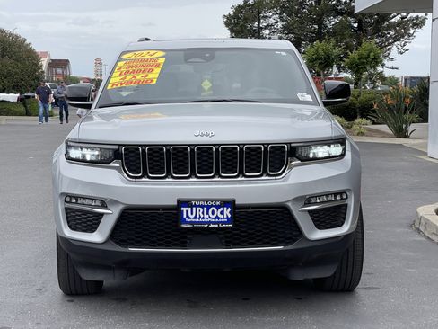 Used 2024 Jeep Grand Cherokee Limited 4xe AWD/4WD image 6