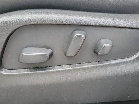 Used 2020 Cadillac XT4 Premium Luxury image 47