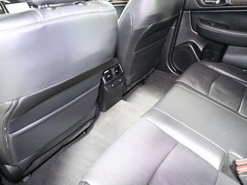 Used 2016 Subaru Outback 2.5i Limited image 40