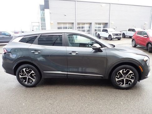 Certified 2023 Kia Sportage EX image 7