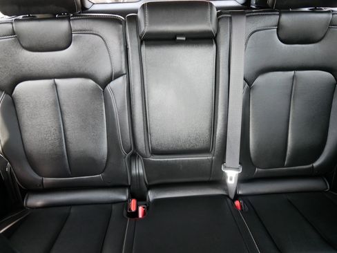 Used 2024 Jeep Grand Cherokee Limited AWD/4WD image 13