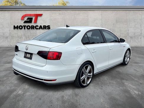 Used 2016 Volkswagen Jetta GLI SE image 4