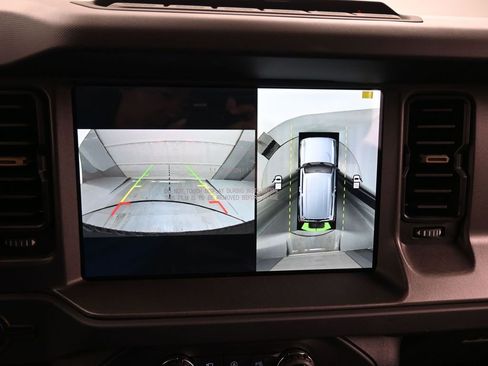 New 2026 Ford Bronco Badlands image 14