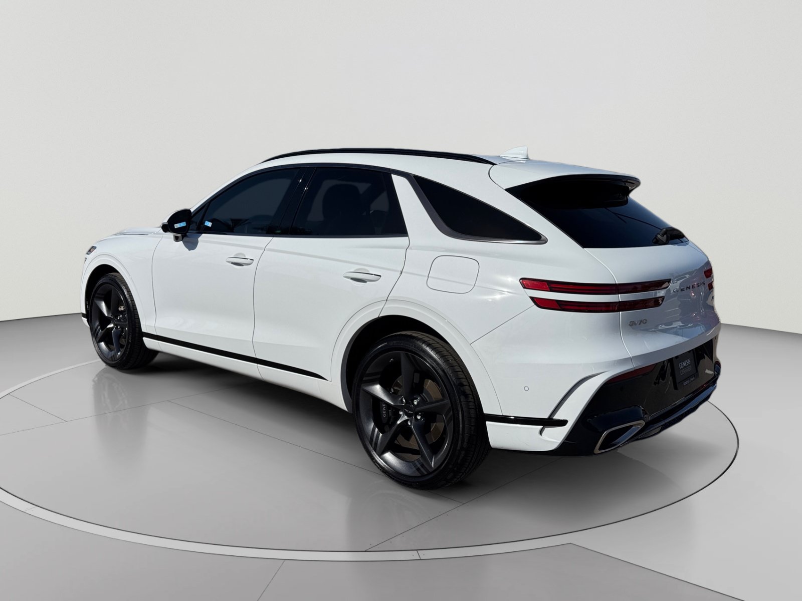 Used 2026 Genesis GV70 3.5T Sport Prestige AWD/4WD image 3