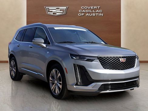 Certified 2025 Cadillac XT6 Premium Luxury image 6