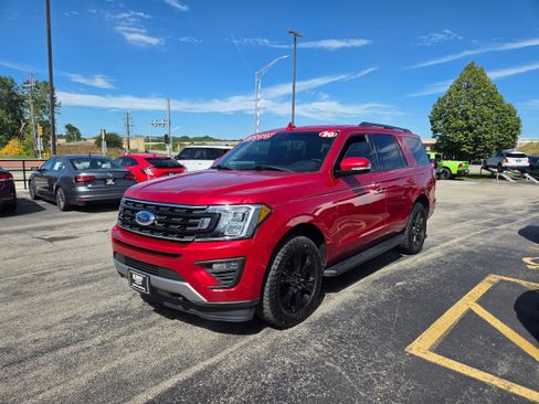 Used 2020 Ford Expedition XLT AWD/4WD image 3
