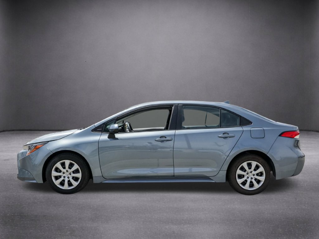 Used 2024 Toyota Corolla LE FWD image 9