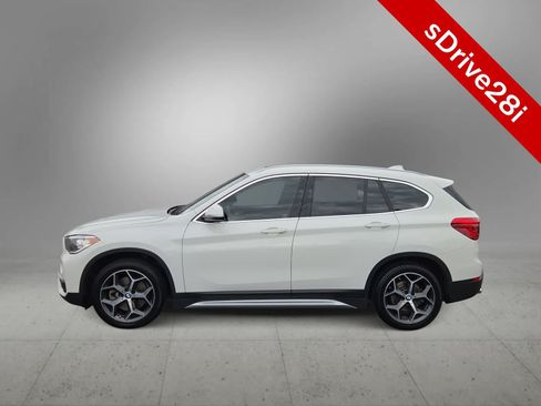 Used 2019 BMW X1 sDrive28i w/ Convenience Package FWD image 5