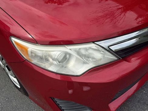 Used 2012 Toyota Camry LE FWD image 9