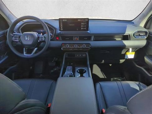 New 2026 Honda Pilot Touring image 18
