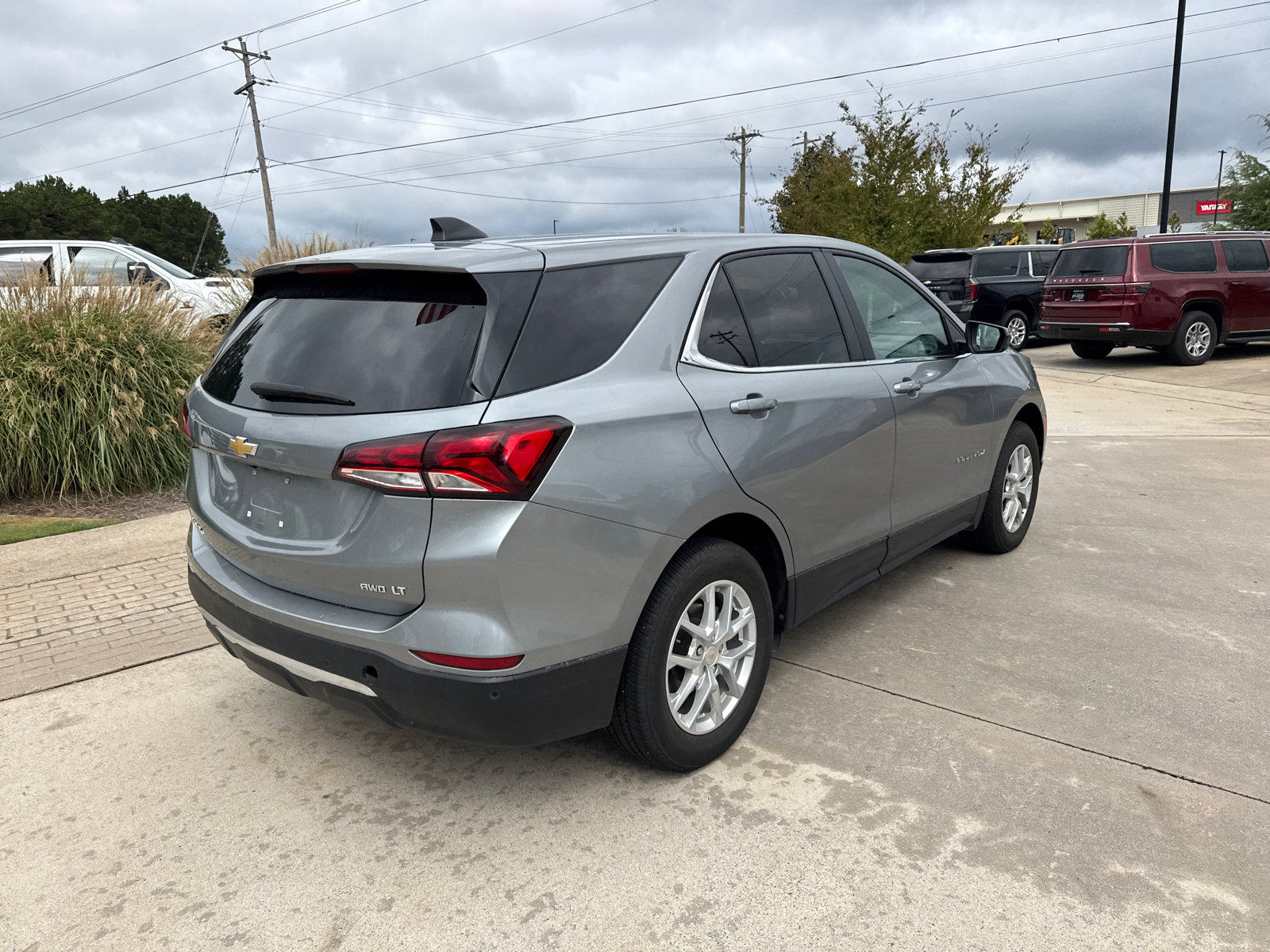Used 2024 Chevrolet Equinox LT AWD/4WD image 8