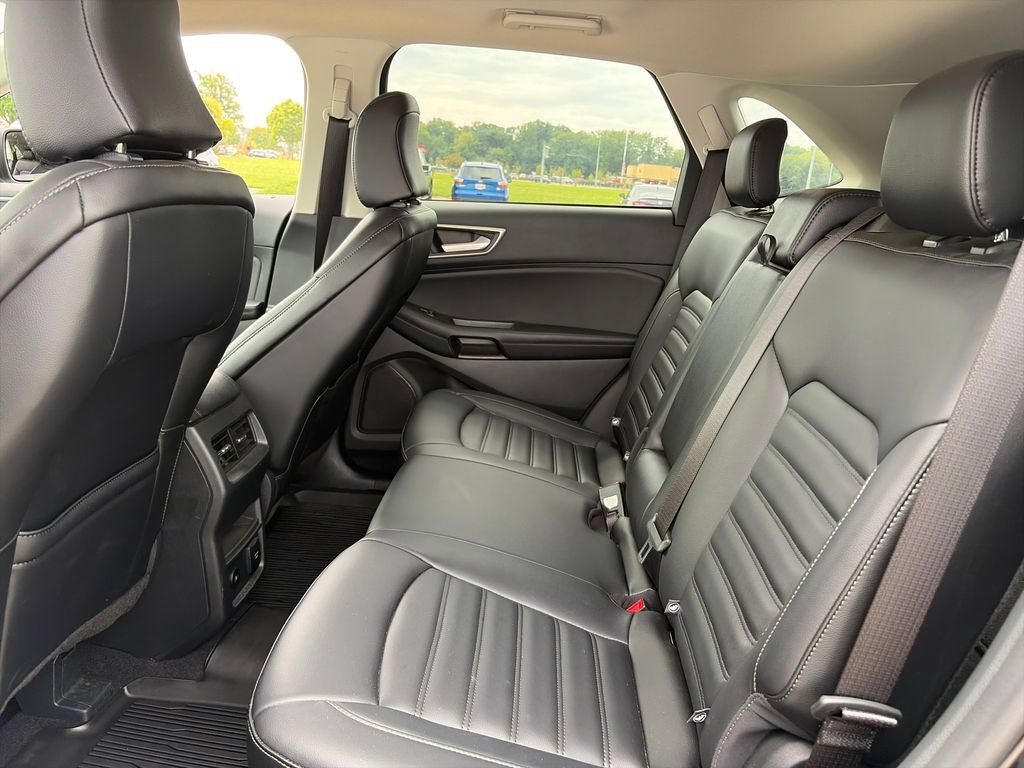Used 2024 Ford Edge SEL w/ Convenience Package AWD/4WD image 25