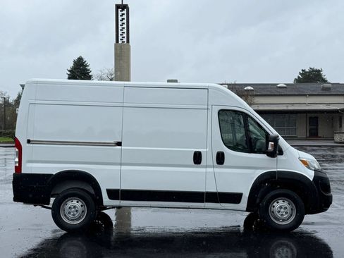 Used 2023 RAM ProMaster 1500 FWD image 7