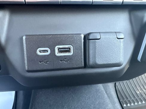 Used 2024 GMC Sierra 1500 Pro w/ Pro Value Package RWD image 27