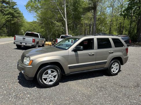 Used 2006 Jeep Grand Cherokee Laredo AWD/4WD image 2