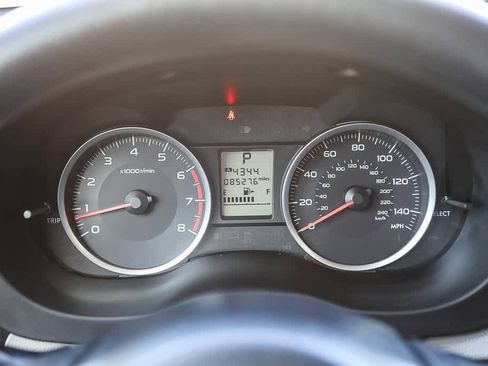 Used 2017 Subaru Forester 2.5i Premium w/ All-Weather Package image 18