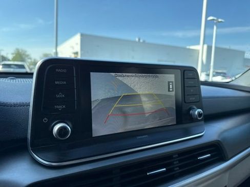 Used 2020 Kia Telluride S w/ S 8 Passenger Seating Package FWD image 18