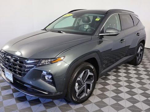 Certified 2024 Hyundai Tucson Limited AWD/4WD image 4