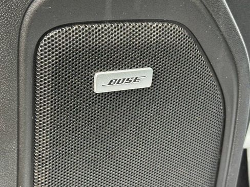 Used 2022 GMC Sierra 1500 SLT w/ SLT Premium Plus Package image 30