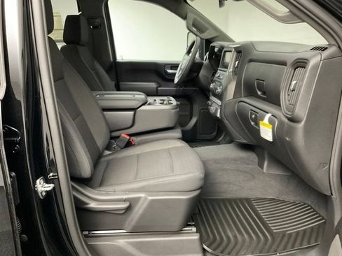 New 2026 Chevrolet Silverado 2500 Custom w/ Custom Value Package AWD/4WD image 24
