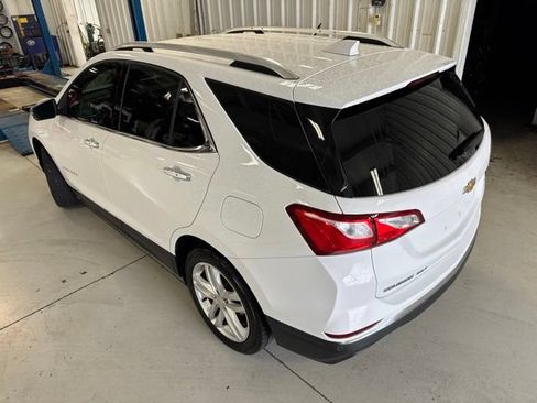 Used 2019 Chevrolet Equinox Premier w/ LPO, Cargo Package FWD image 8