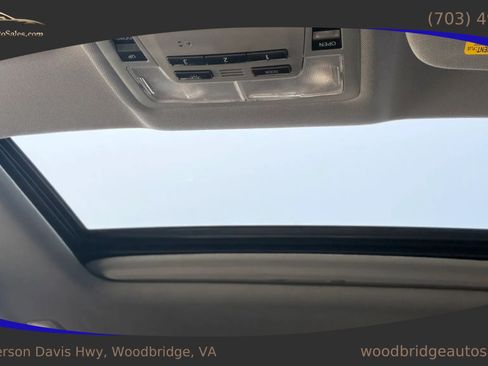 Used 2017 Toyota Highlander XLE AWD/4WD image 34