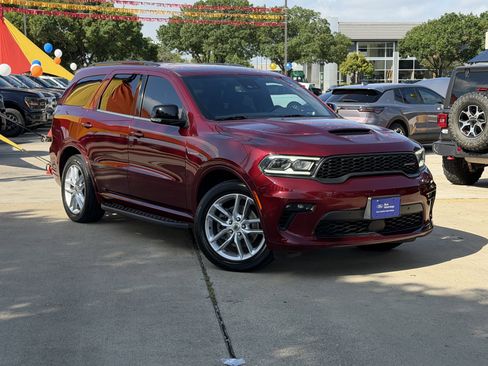 Used 2023 Dodge Durango R/T RWD image 1